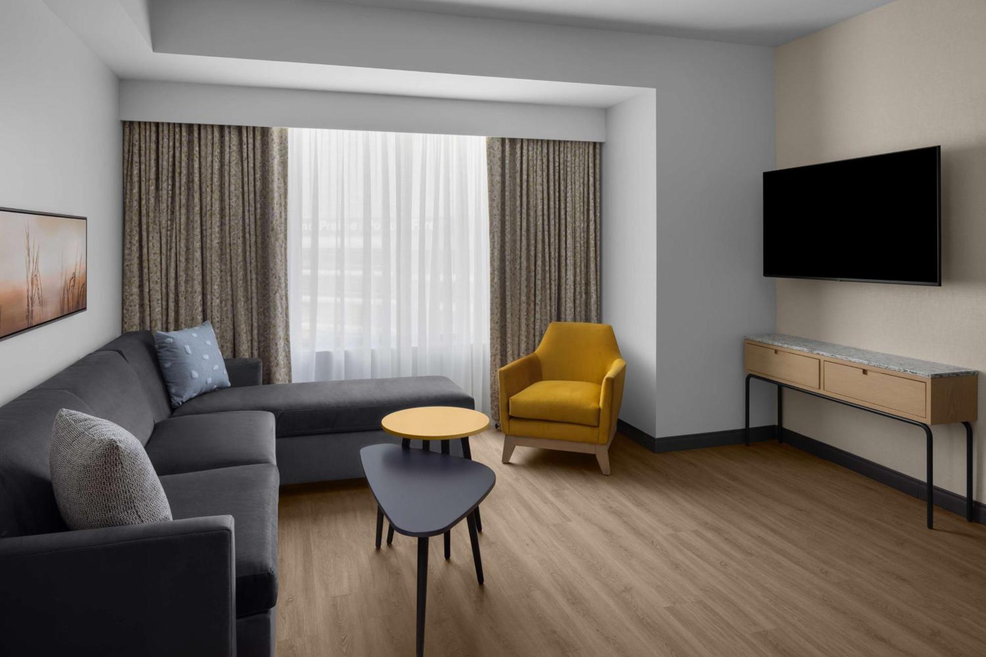Homewood By Hilton At Epiccentral 3*