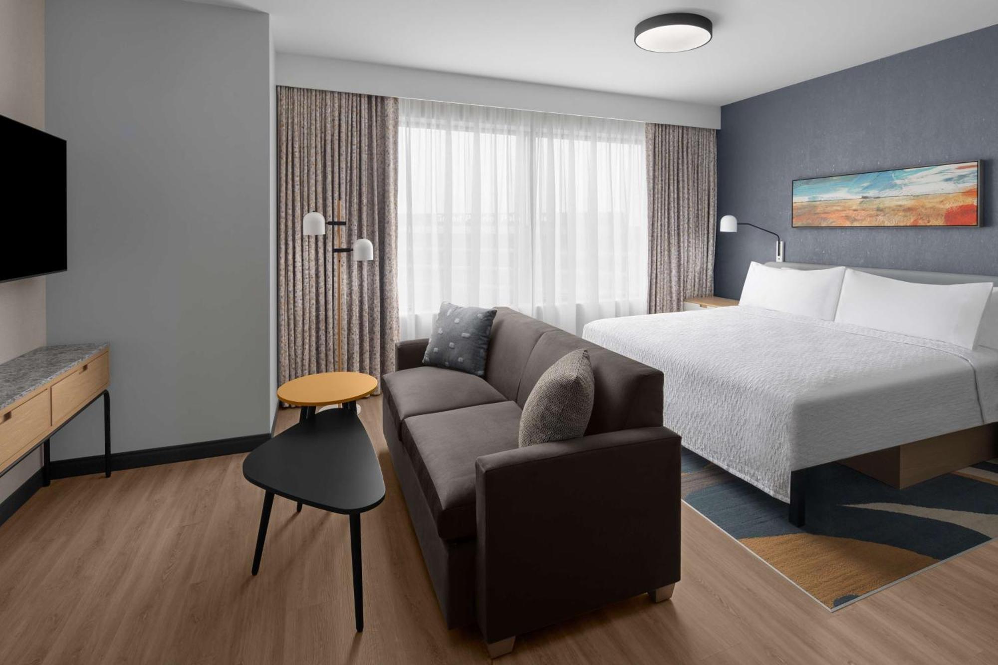 Homewood By Hilton At Epiccentral Hotel Grand Prairie