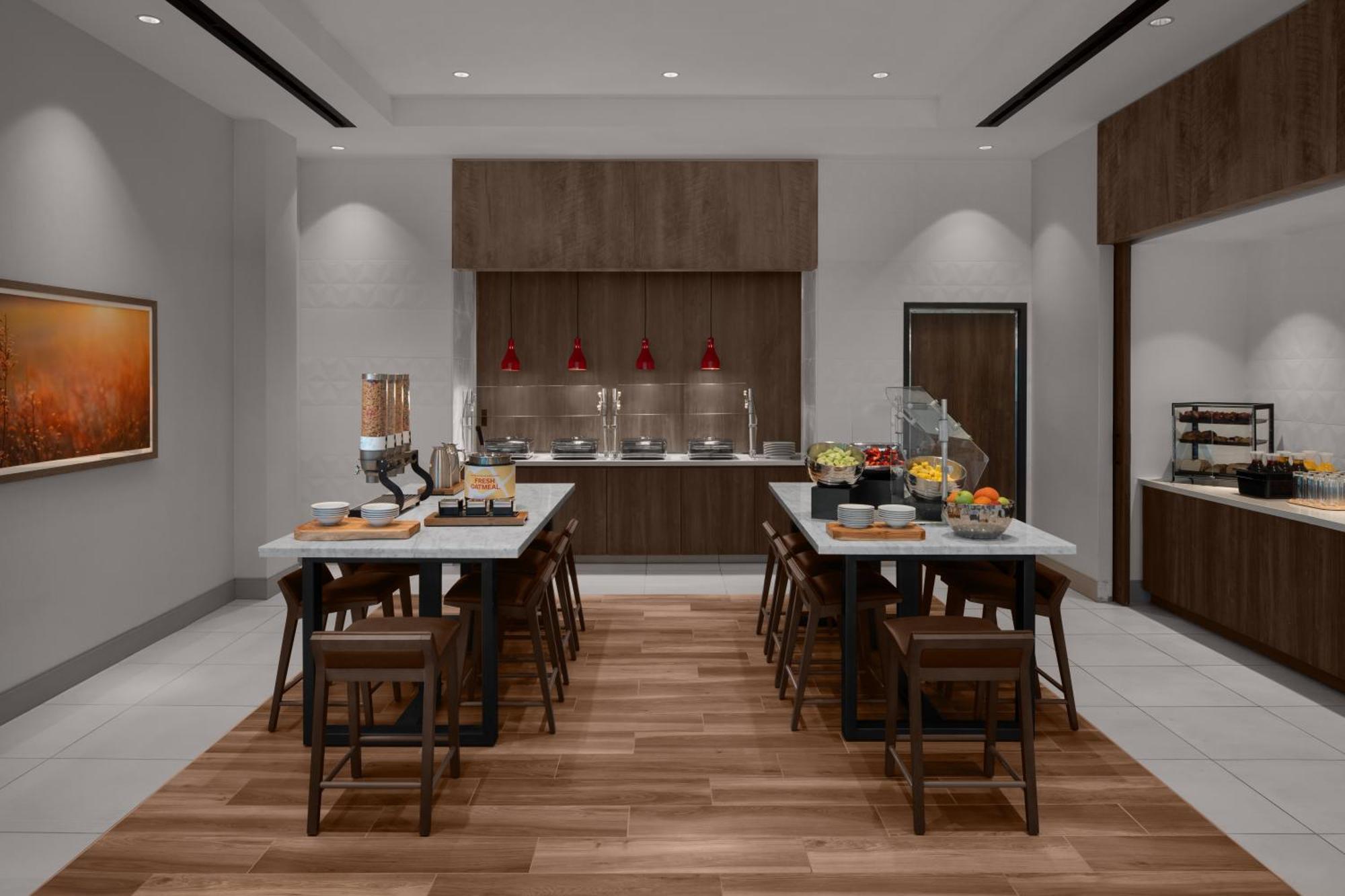 Hotel Homewood By Hilton At Epiccentral 3*