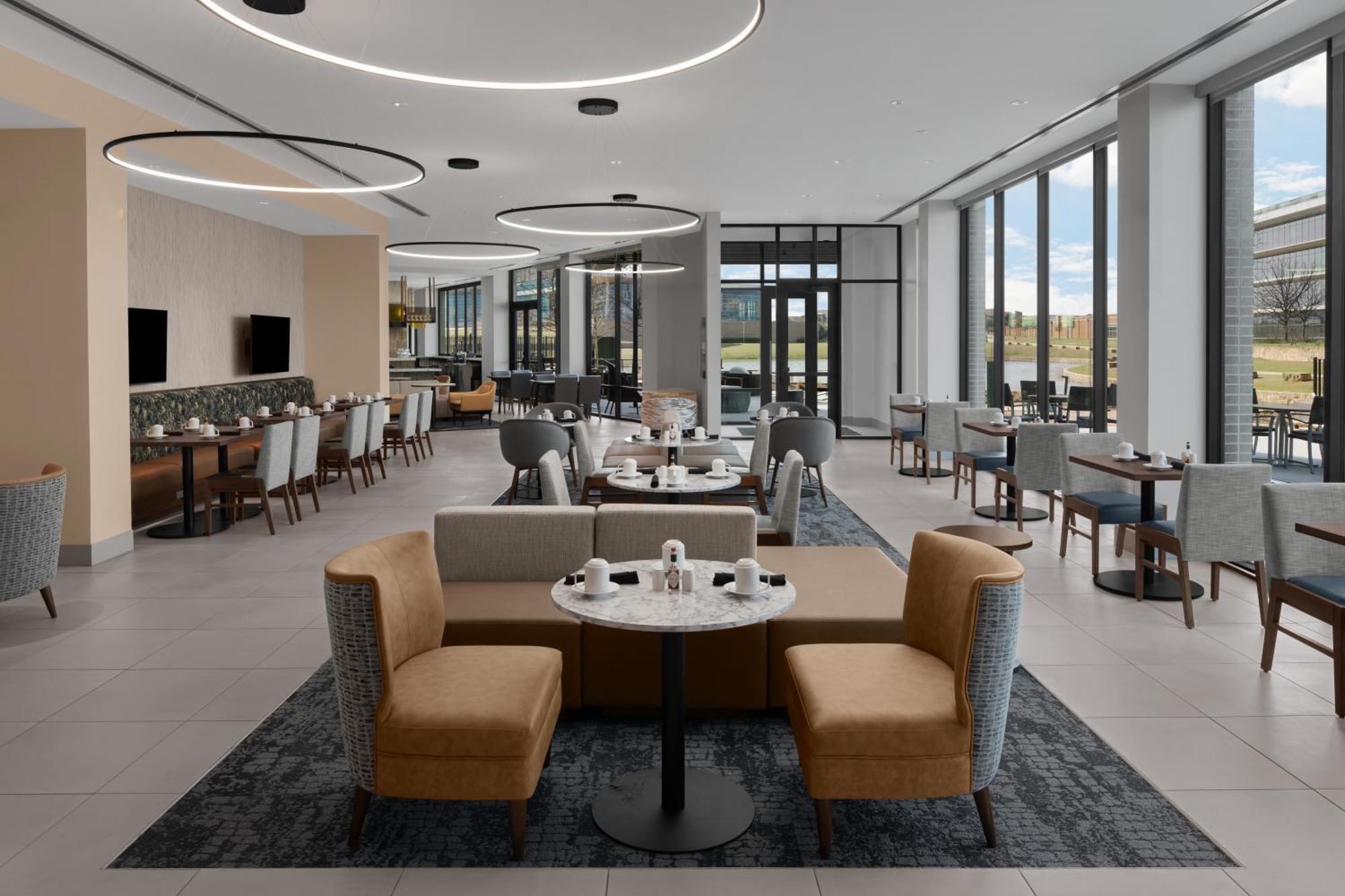 Homewood By Hilton At Epiccentral Hotel 3*